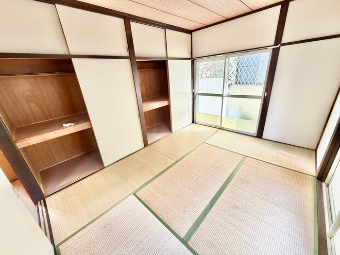 物件内観写真9　(居室)