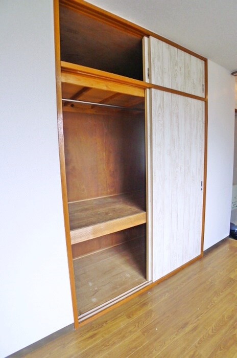 物件内観写真6　(収納)