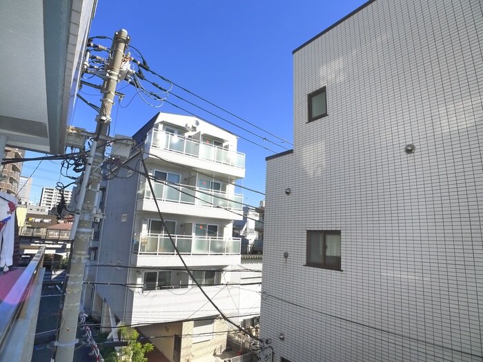 物件内観写真22　(室内からの展望)