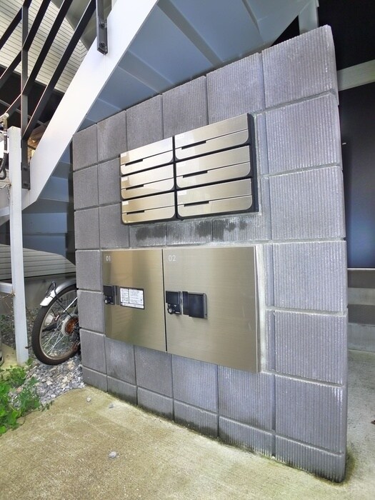 物件外観写真4　(建物設備)