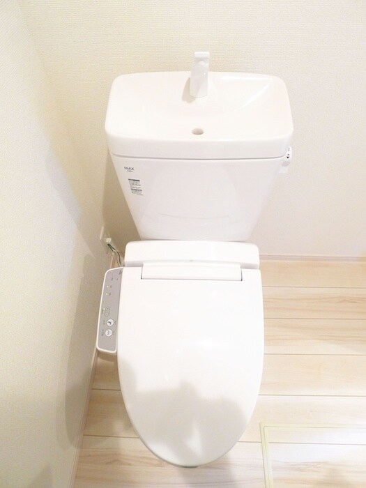 物件内観写真14　(トイレ)