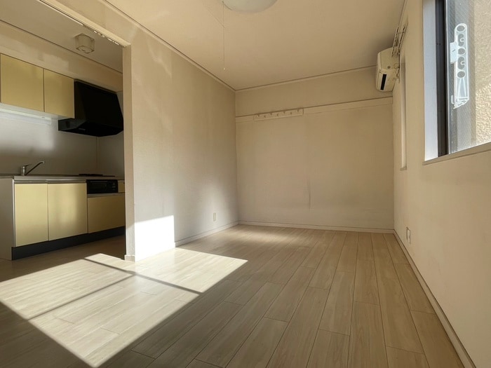 物件内観写真11　(居室)