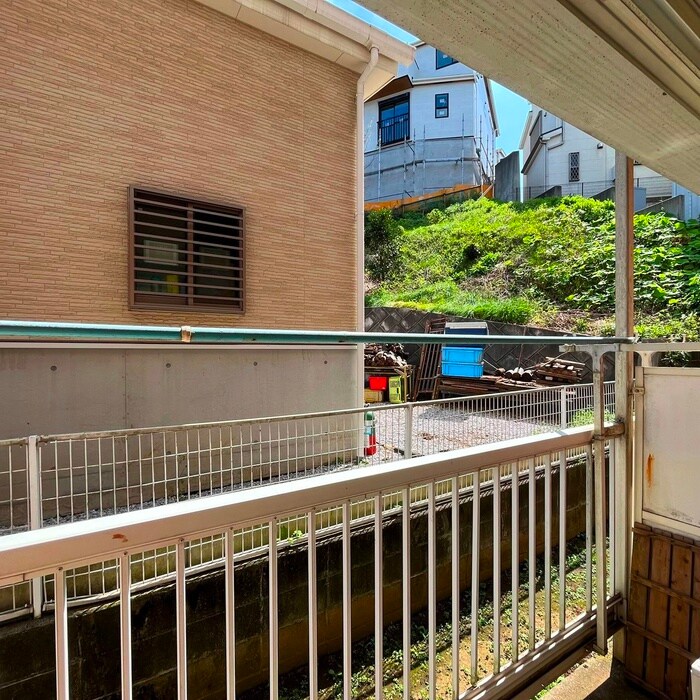 物件内観写真15　(室内からの展望)