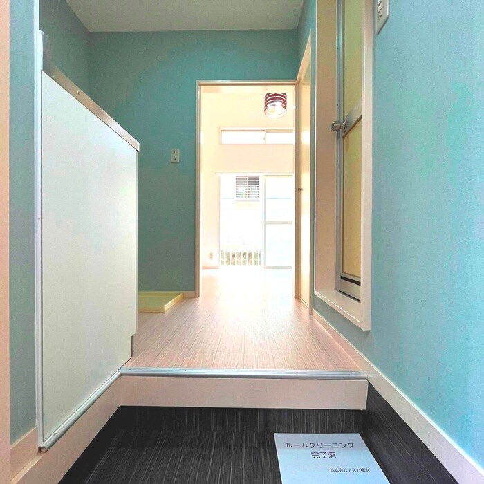 物件内観写真22　(玄関)