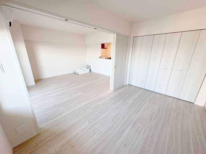 物件内観写真8　(居室)