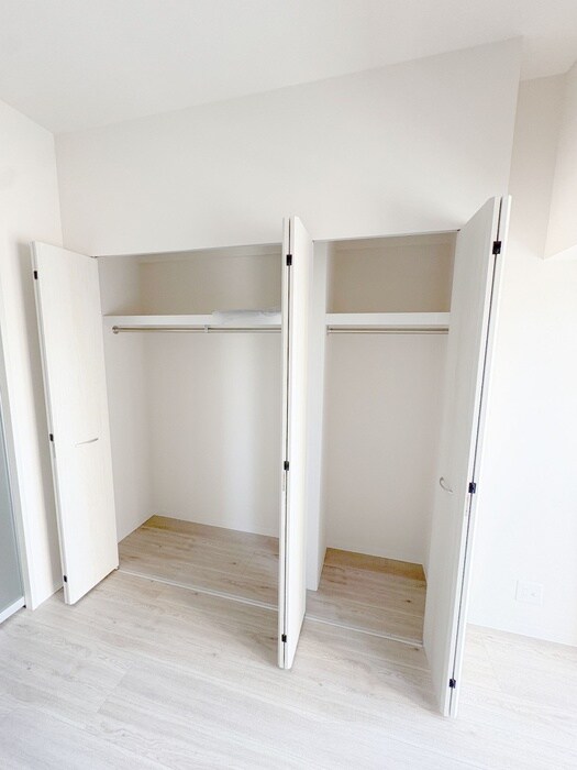 物件内観写真11　(収納)