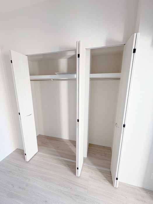 物件内観写真11　(収納)