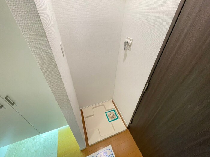 物件内観写真20　(洗濯機置場)