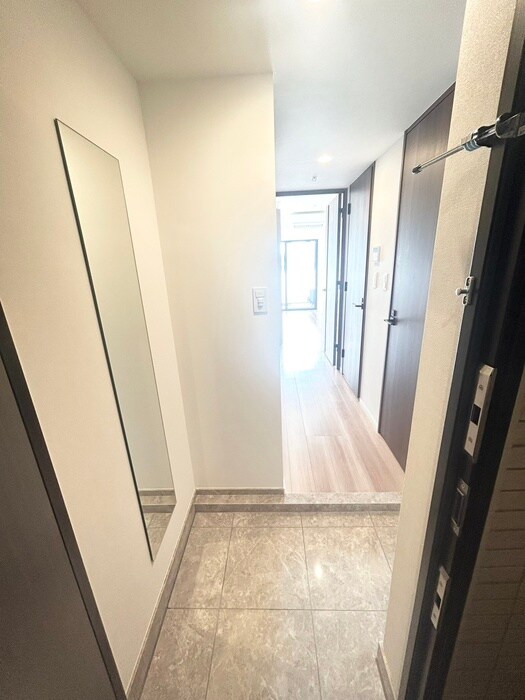 物件内観写真17　(玄関)