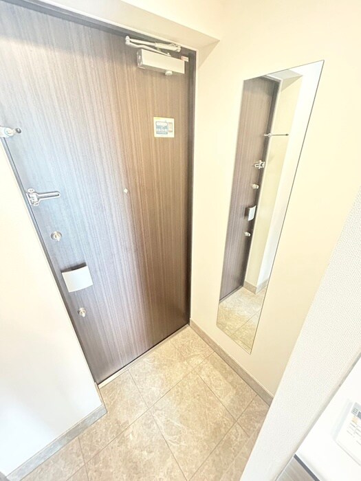 物件内観写真21　(玄関)