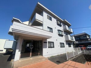 ペルシュワールもえぎ野外観写真