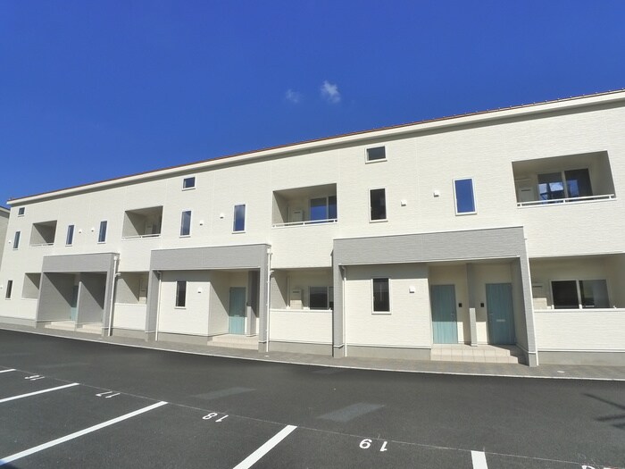 物件外観写真2　(外観写真)