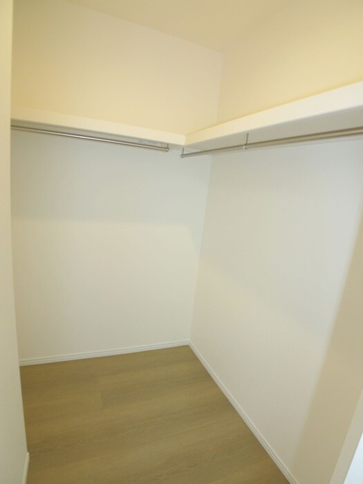 物件内観写真14　(収納)