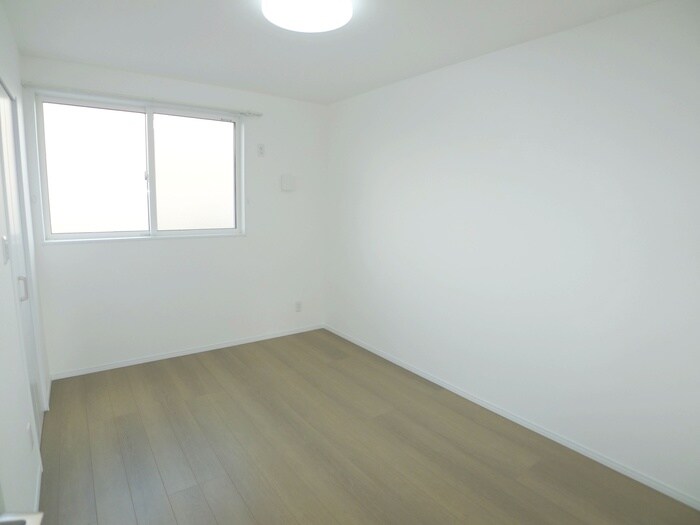 物件内観写真16　(居室)