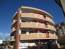 フォルトゥ－ナの外観写真