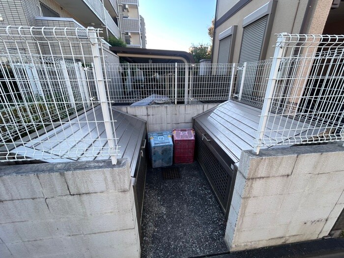 物件外観写真6　(建物設備)