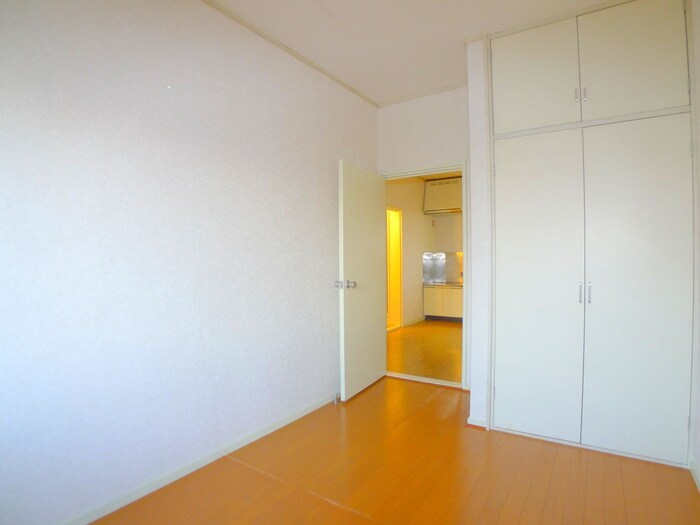 物件内観写真10　(居室)