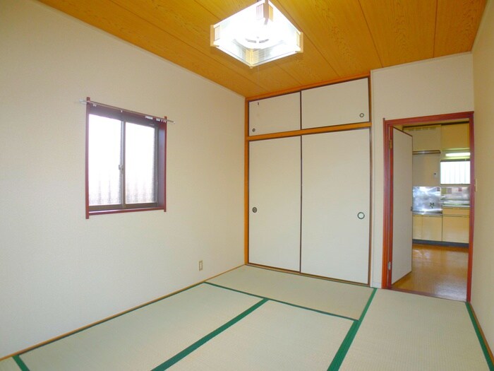 物件内観写真13　(室内からの展望)