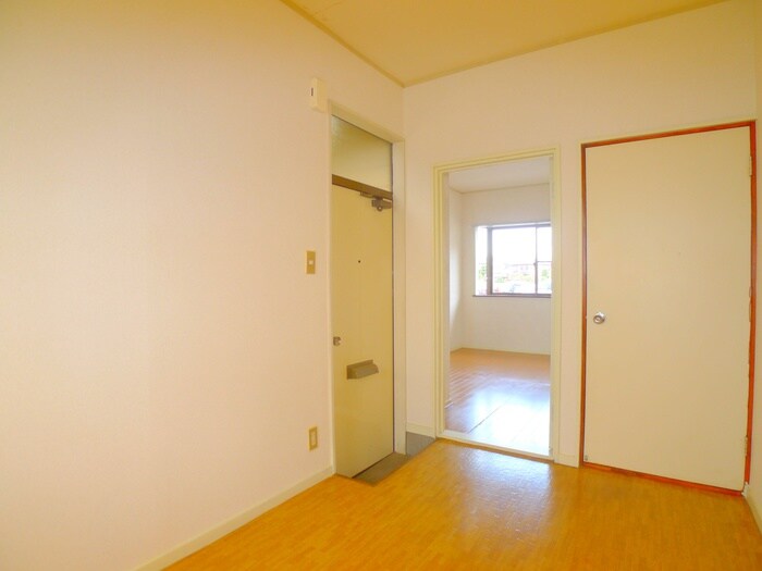 物件内観写真21　(居室)