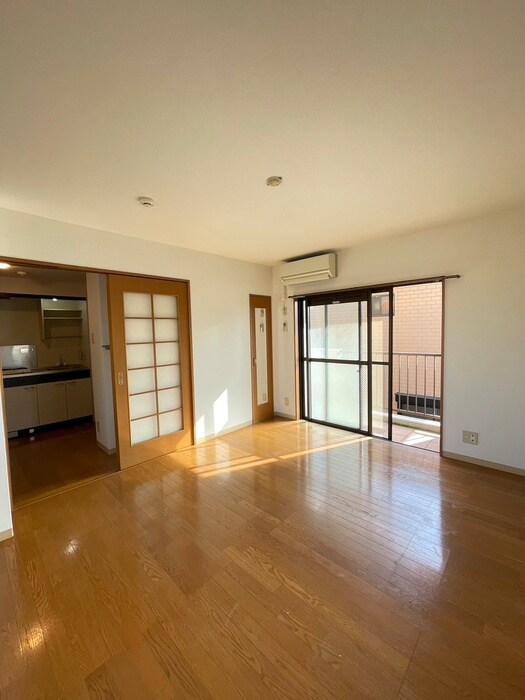 物件内観写真7　(居室)