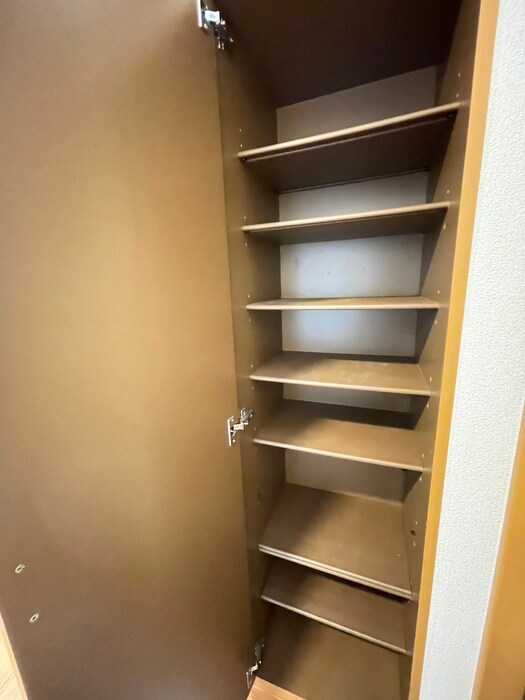 物件内観写真14　(靴箱)