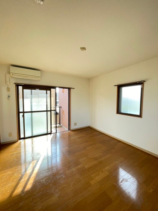 物件内観写真17　(居室)