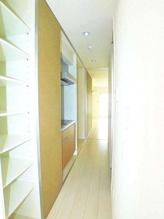 物件内観写真7　(玄関)