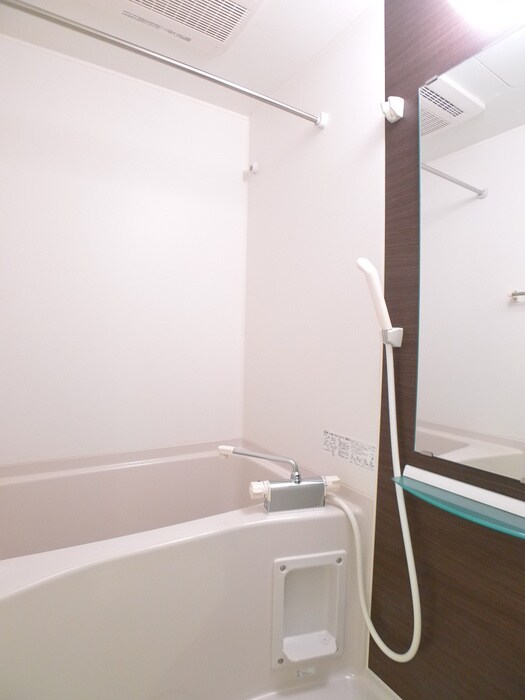 リブリ・Ａｖｅｎｕｅのバス