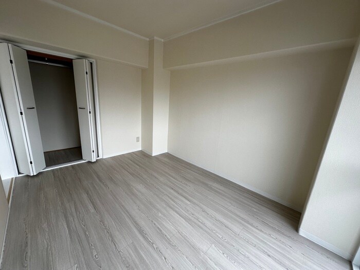 物件内観写真16　(収納)