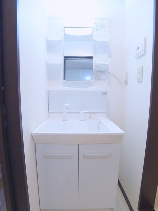 物件内観写真13　(洗面)