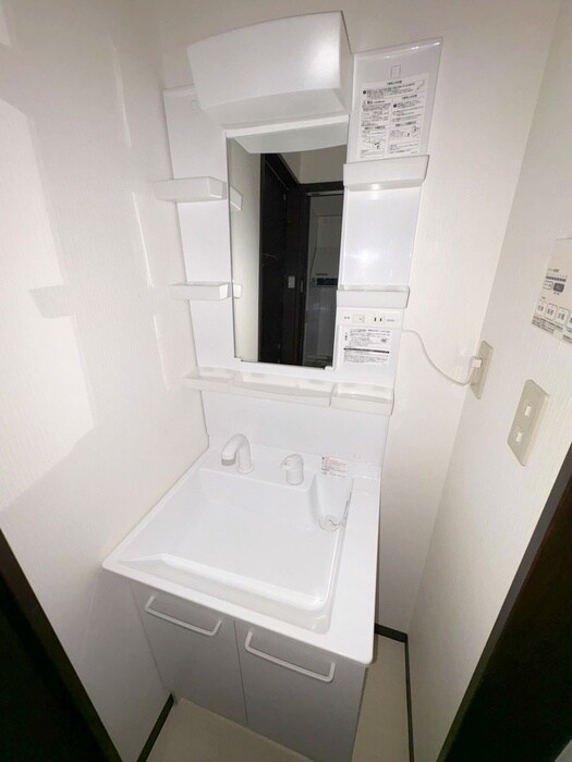 物件内観写真13　(洗面)