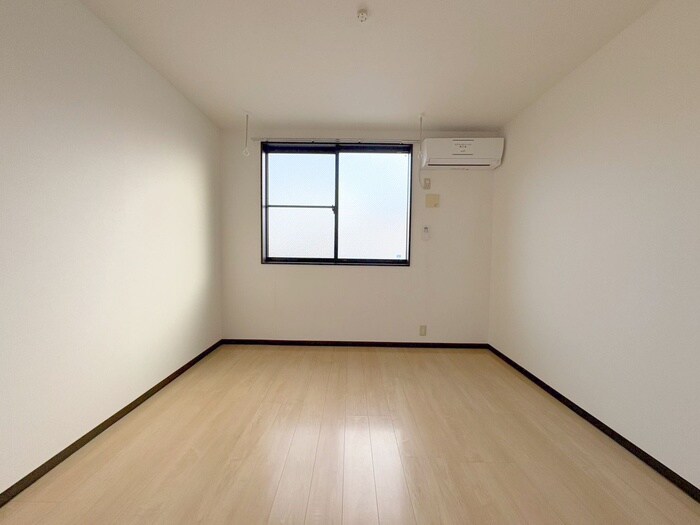 ミーム浜野の居室