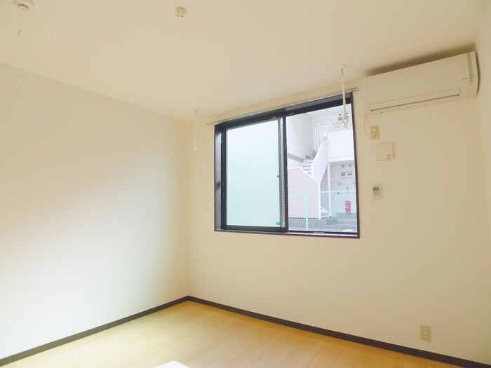 物件内観写真20　(室内からの展望)