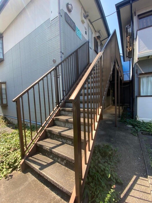 ベラカーサ泉Ｂのエントランス部分