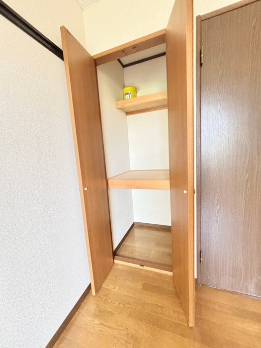 物件内観写真16　(収納)