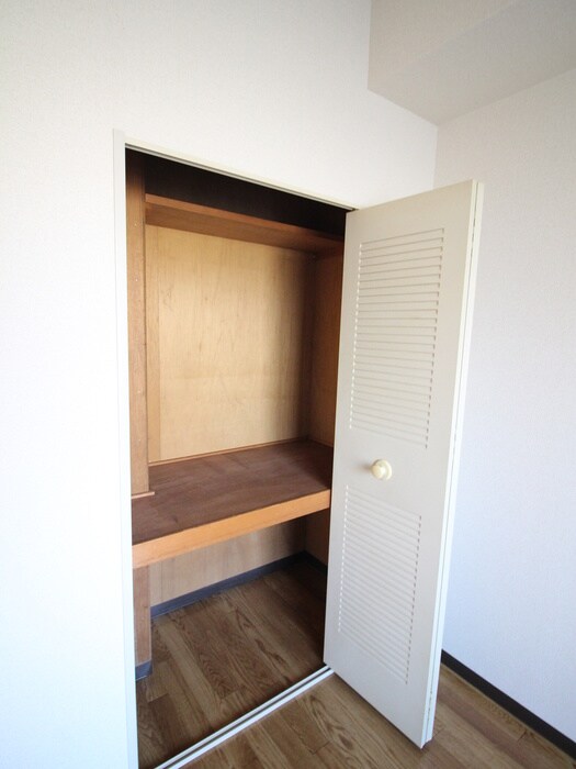 物件内観写真20　(収納)