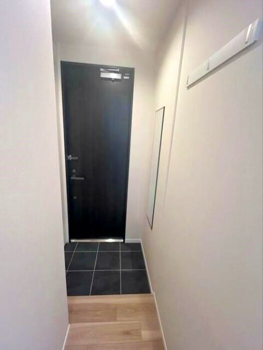 物件内観写真14　(玄関)