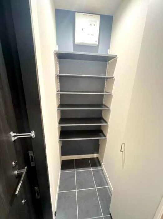 物件内観写真18　(靴箱)