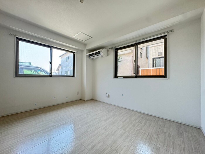 物件内観写真9　(居室)