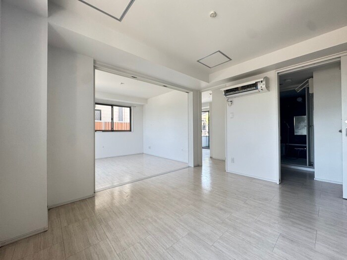 物件内観写真11　(居室)