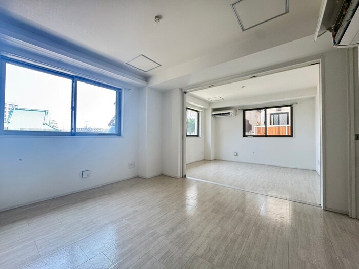 物件内観写真12　(居室)