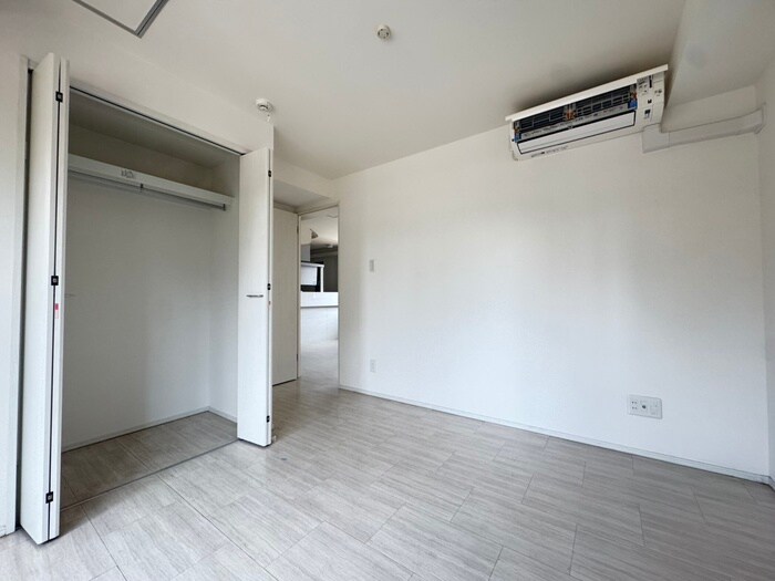 物件内観写真13　(居室)