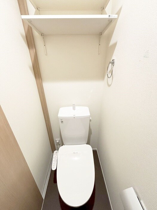 物件内観写真14　(トイレ)