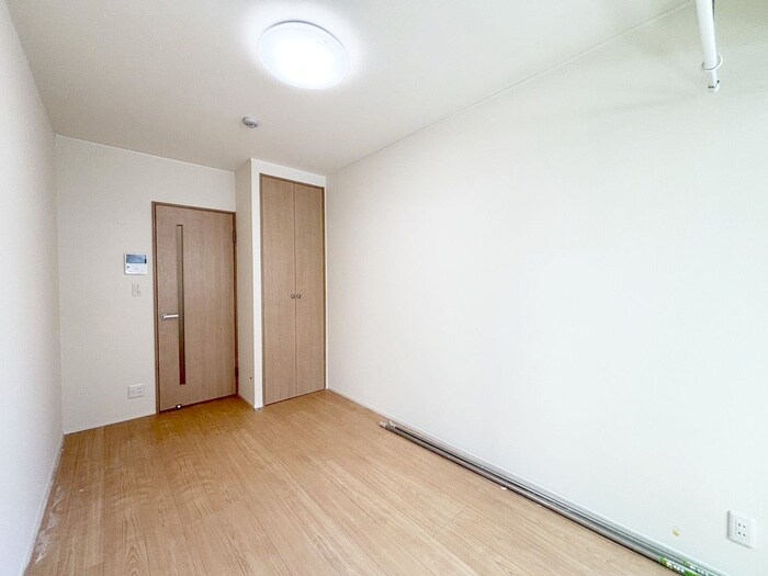 物件内観写真19　(居室)