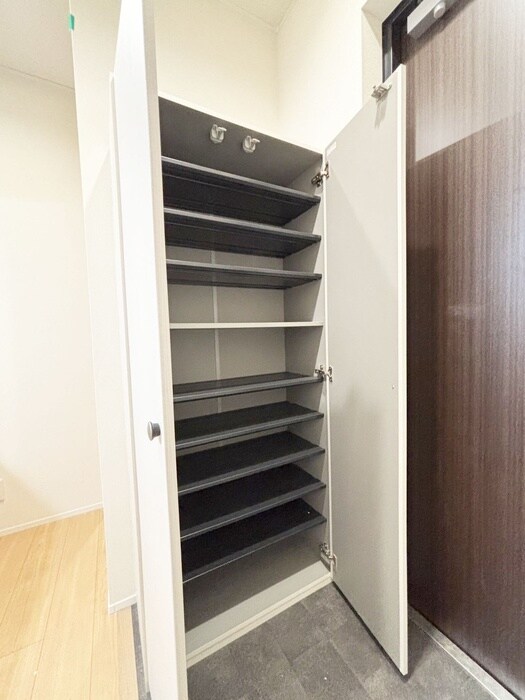 物件内観写真20　(靴箱)