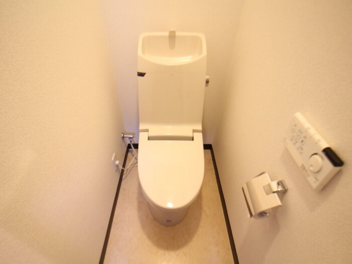 物件内観写真13　(トイレ)