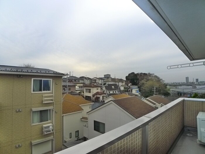 物件内観写真7　(室内からの展望)