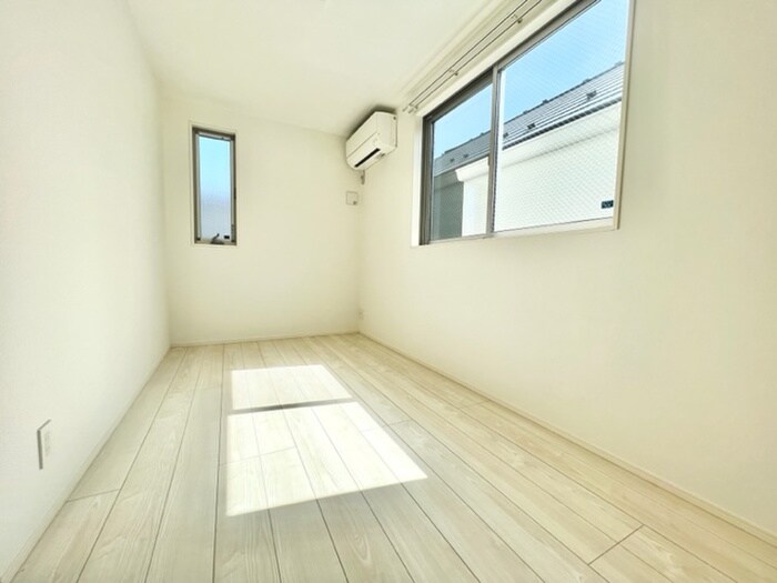 物件内観写真9　(居室)
