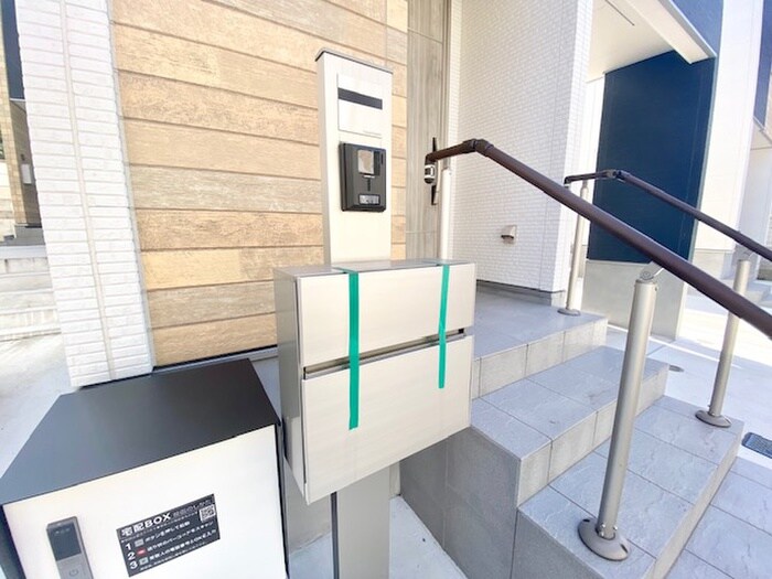 物件外観写真6　(建物設備)