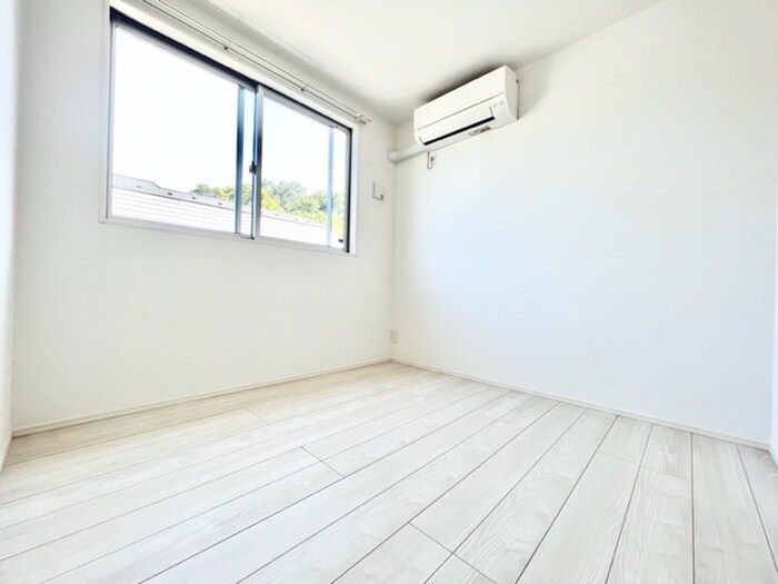 物件内観写真10　(居室)